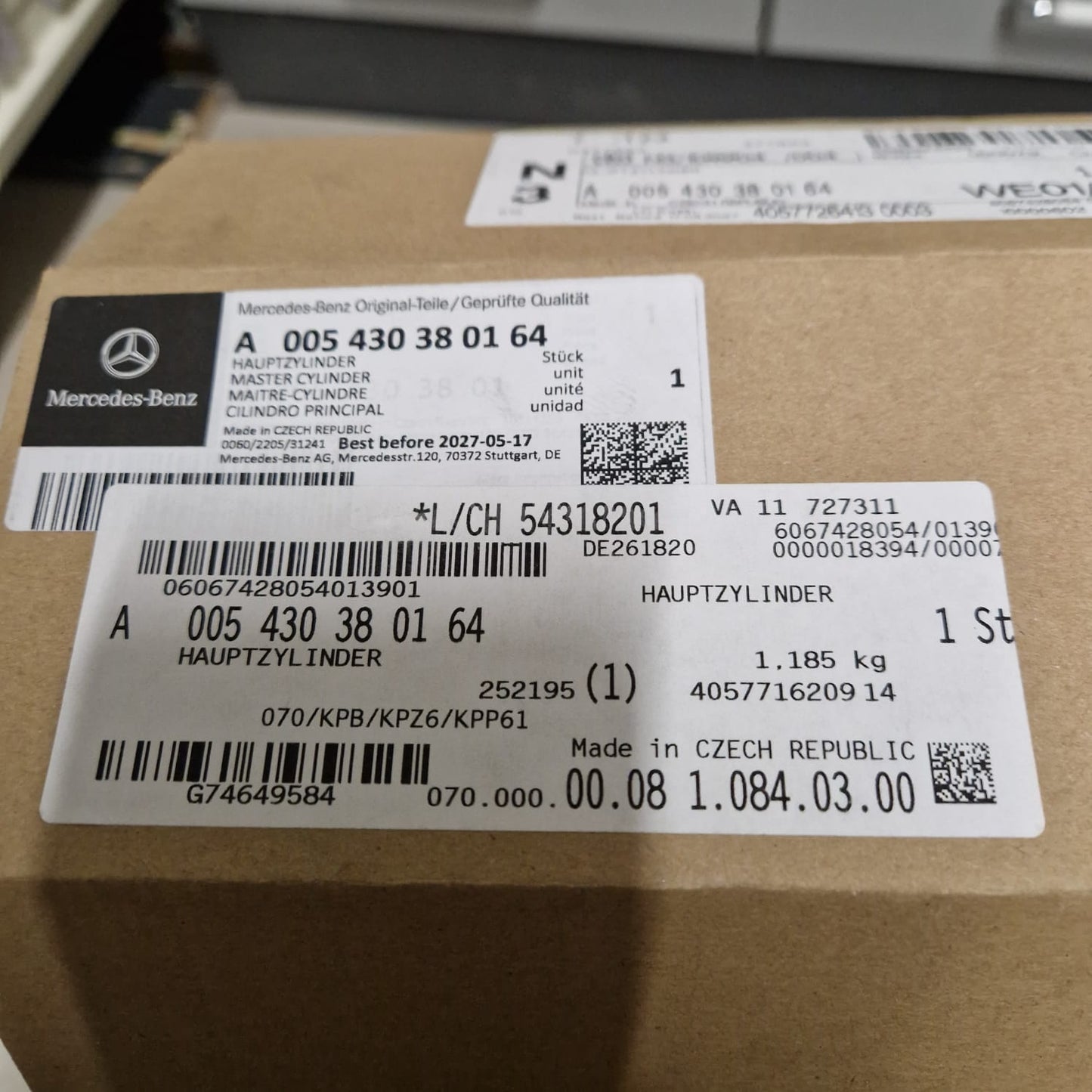 Hauptbremszylinder für G 270 A0054303801