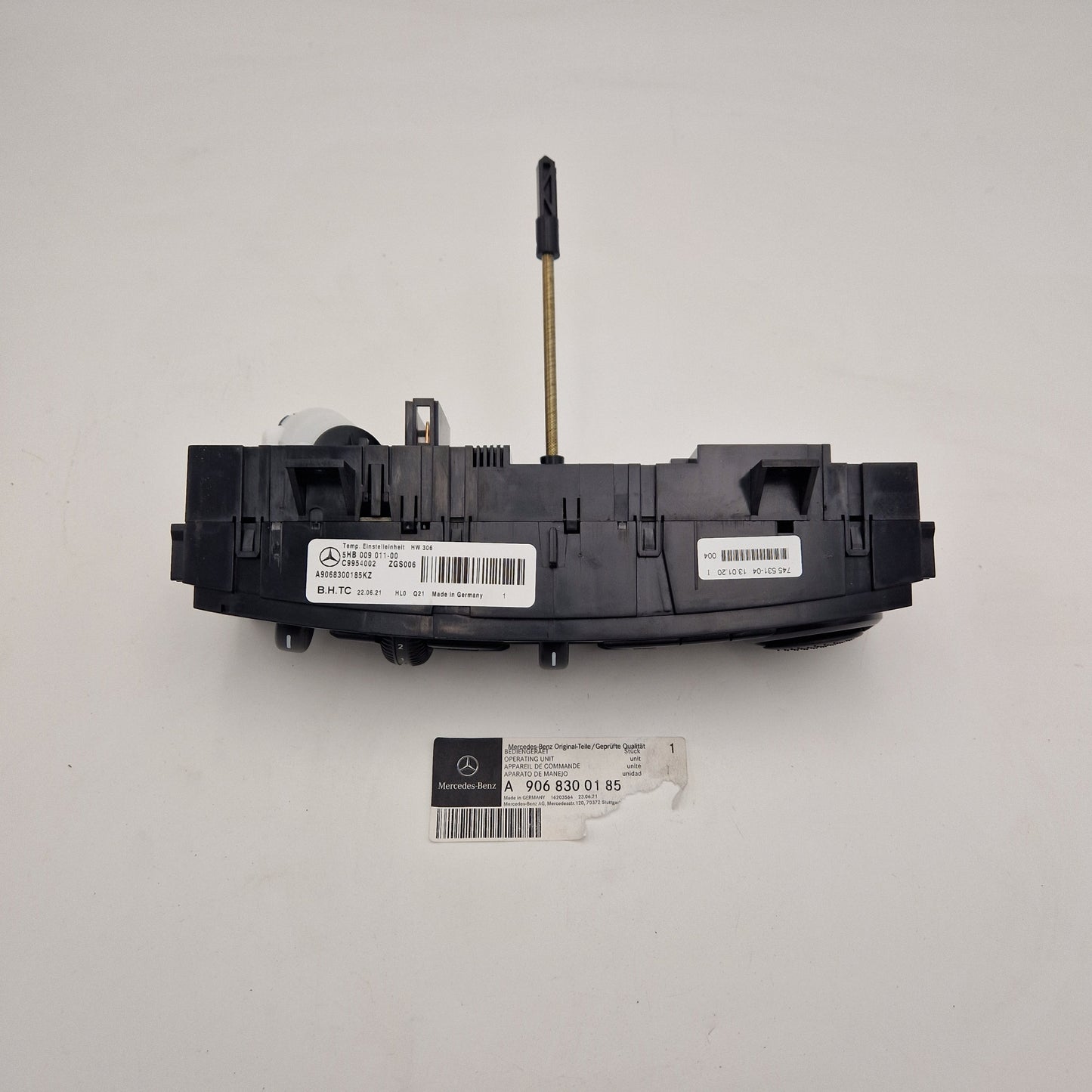 BEDIENGERAET A9068300185