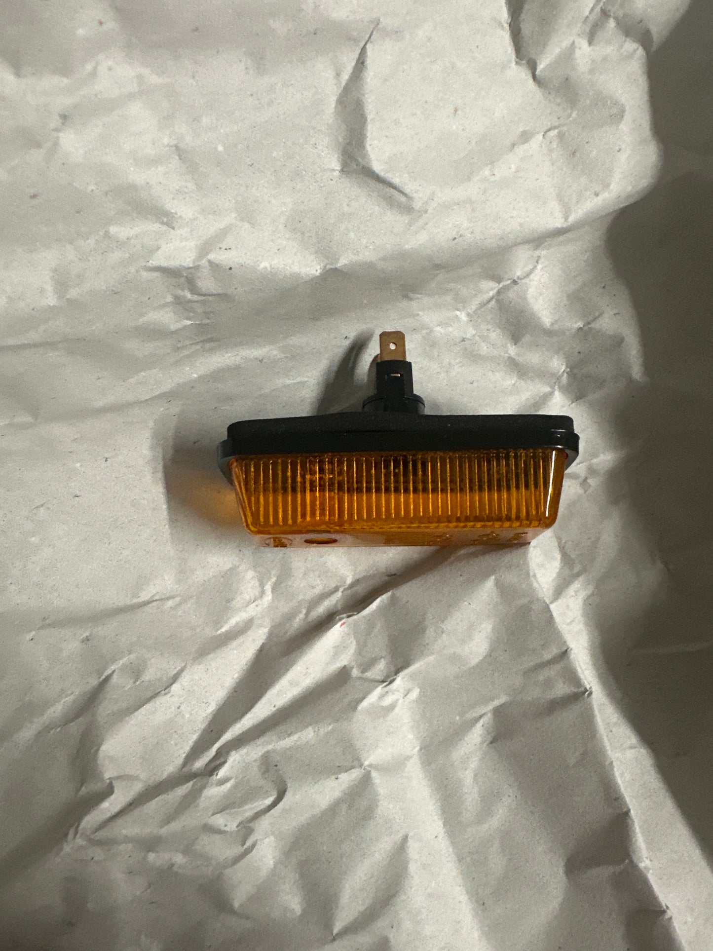LIGHT (SIDE INDICATOR) A0018227520