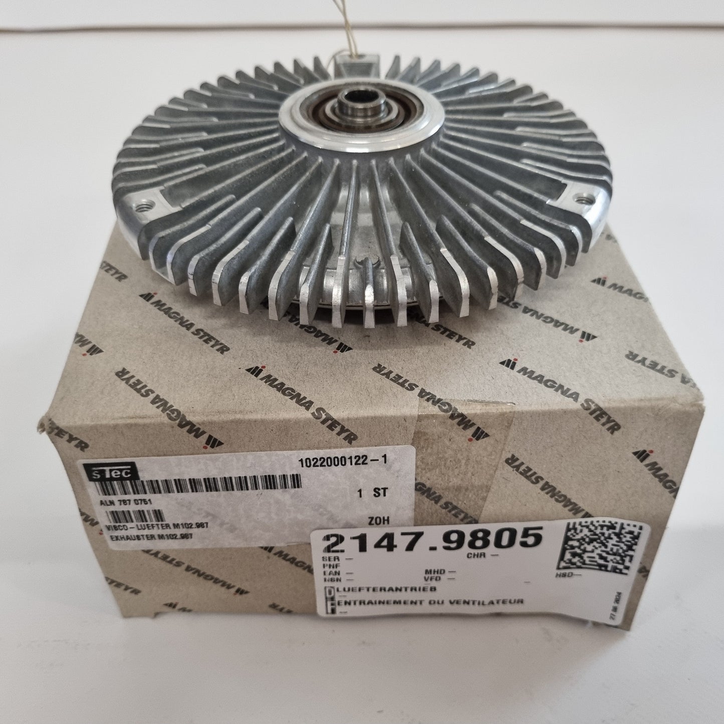 LUEFTERANTRIEB A1022000122