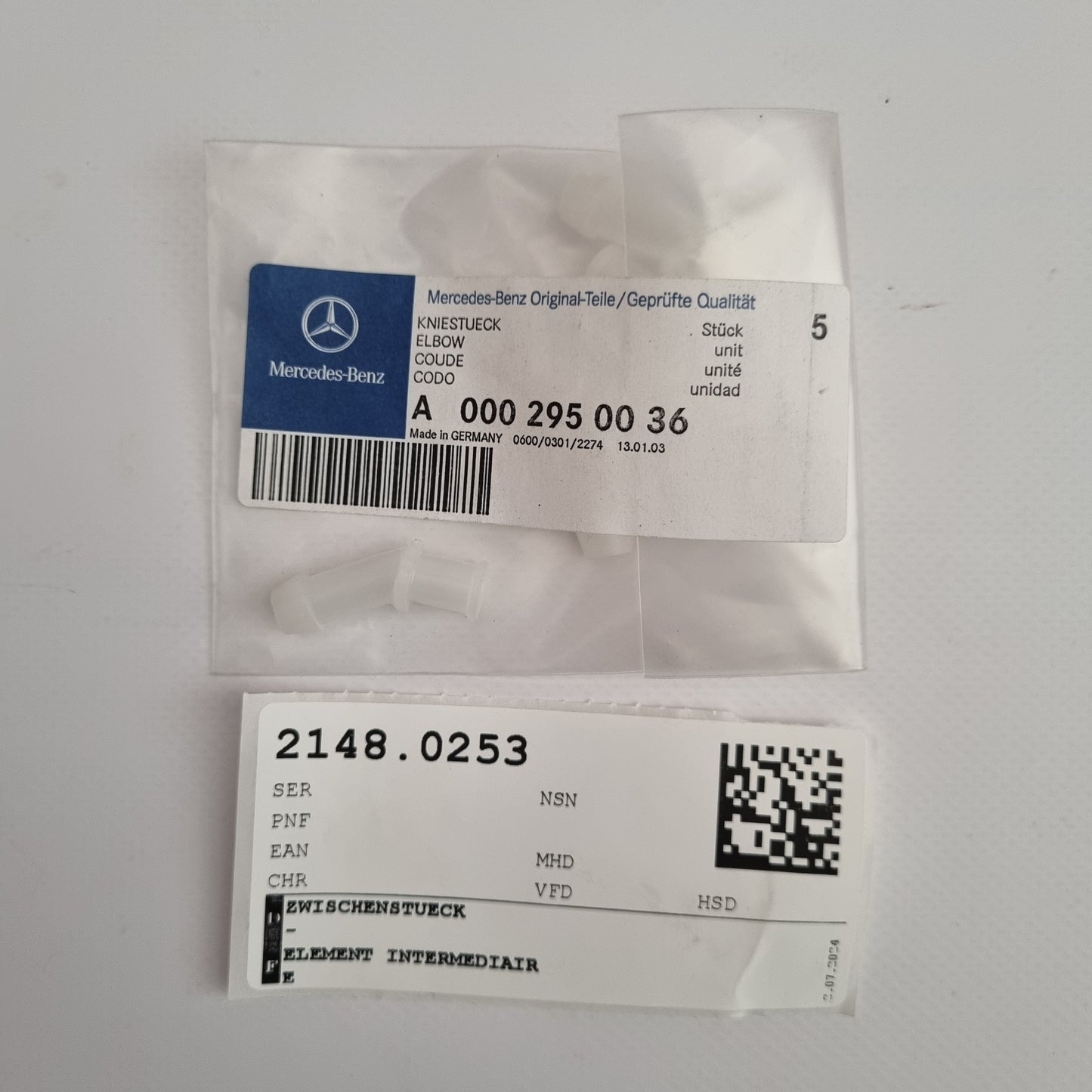 ZWISCHENSTUECK A0002950036