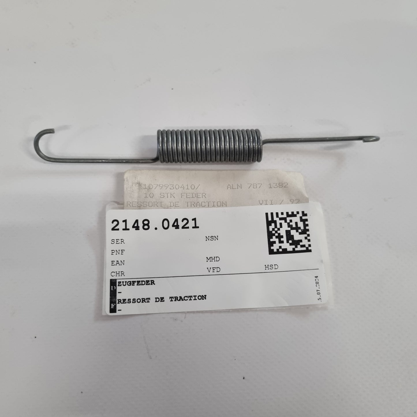 Tension spring A1079930410