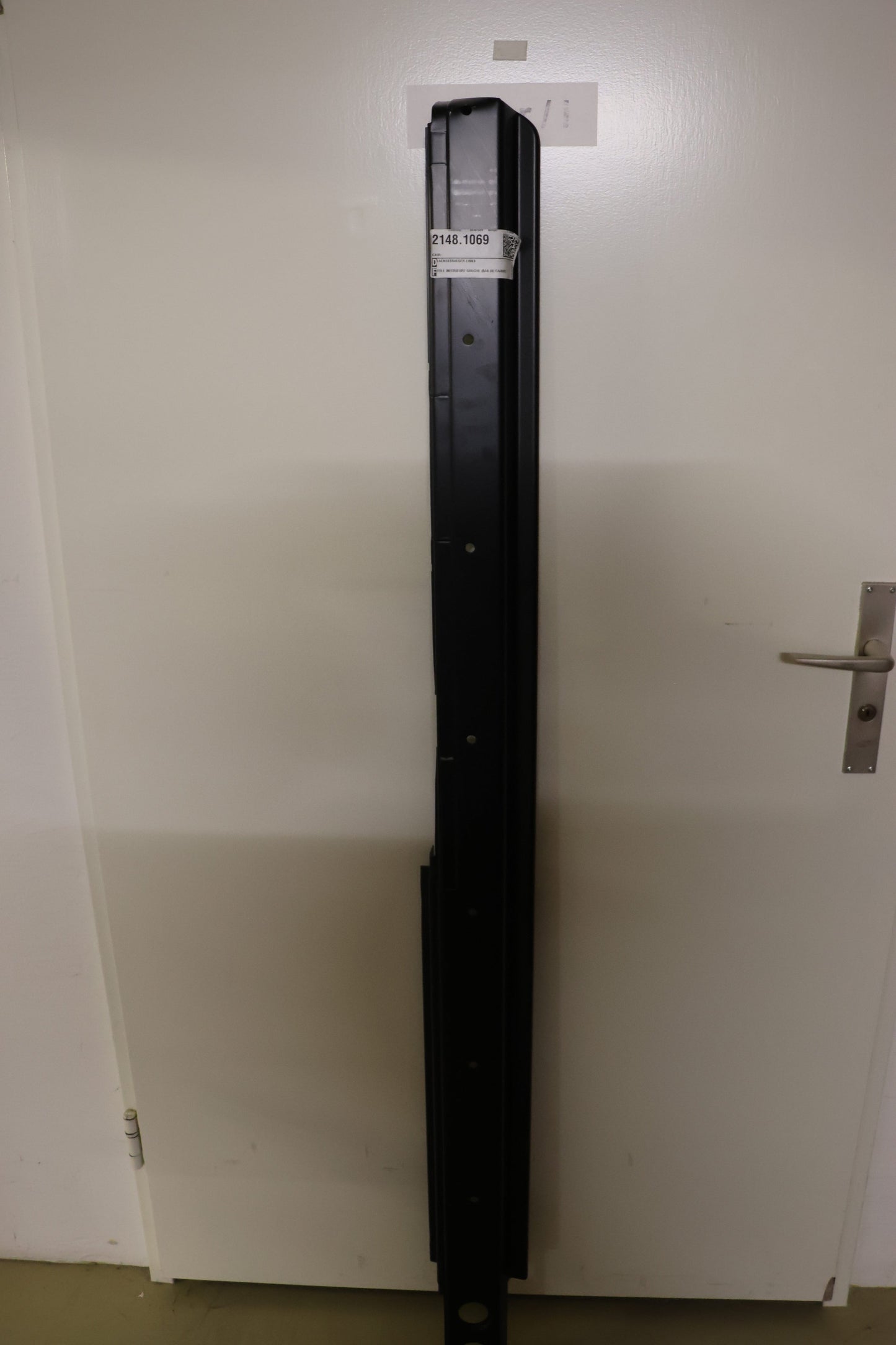 LAENGSTRAELER LEFT A4606370535