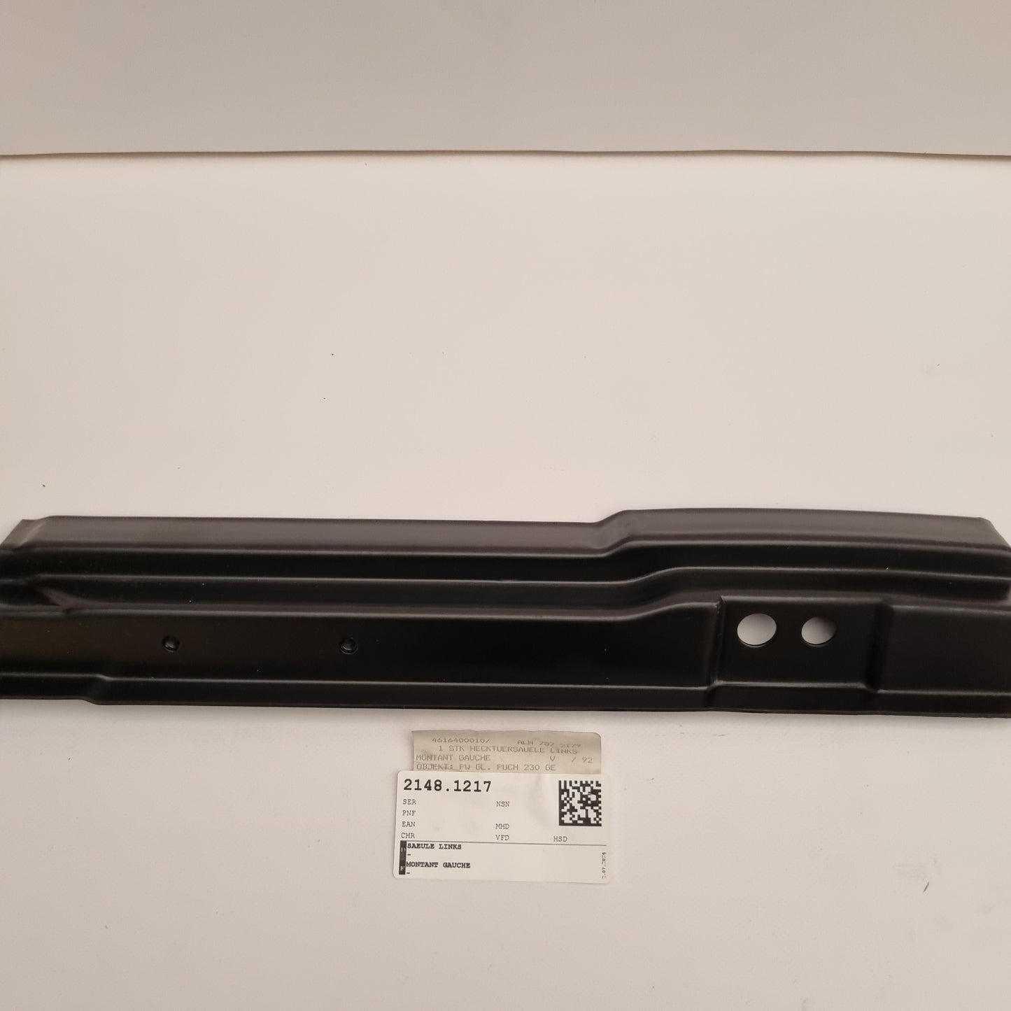 Column left A4616400010