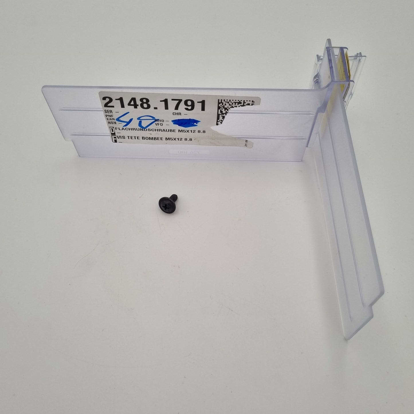 FLACHRUNDSCHRAUBE M5X12 8.8 914129005001