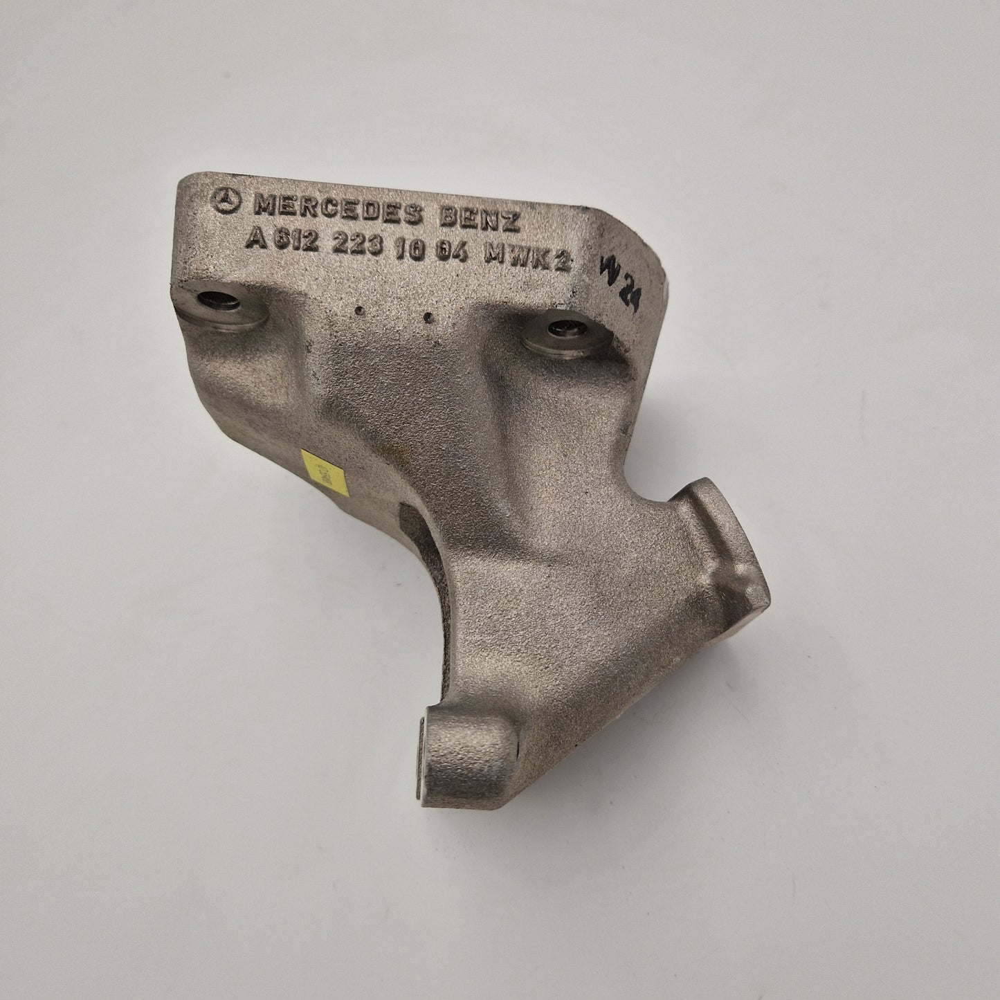 MOTORTRAEGER A6122231004