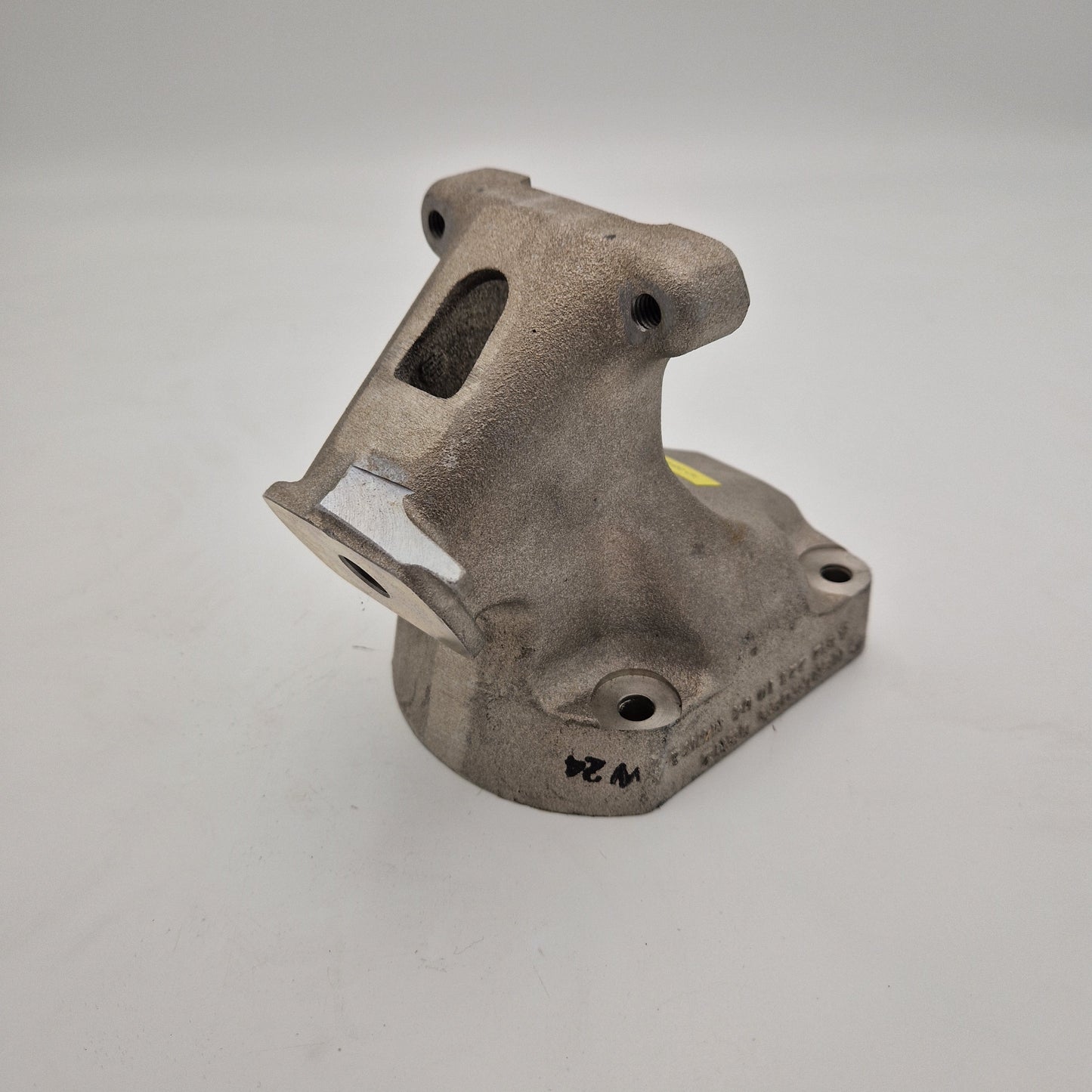 MOTORTRAEGER A6122231004