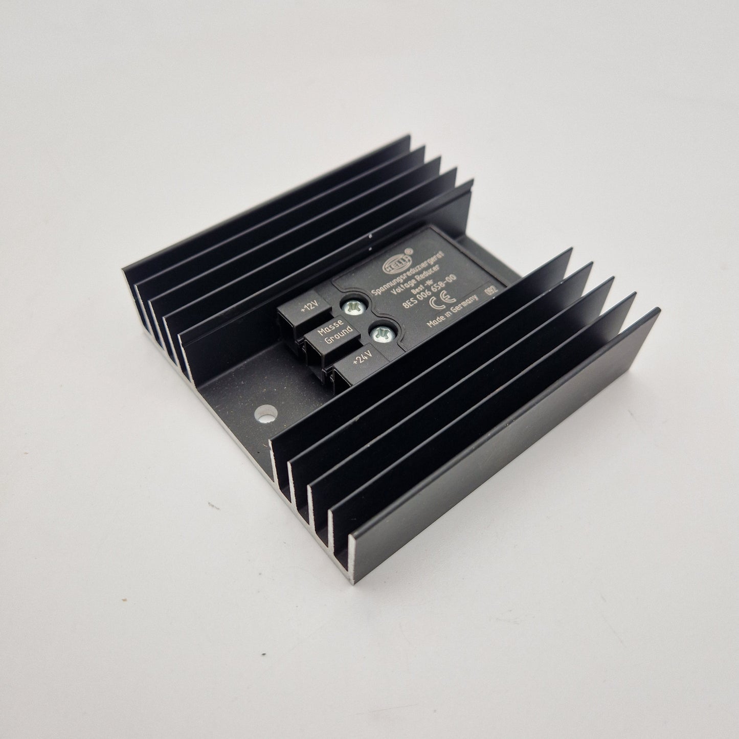 Hella 8ES 006 658-001 Spannungswandler