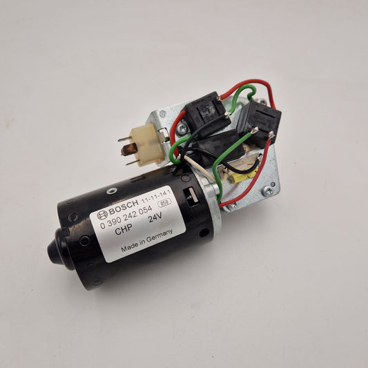 Wischermotor A 002 820 4642