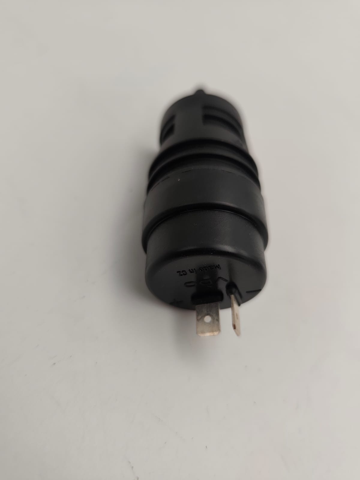 PUMPE SEIBENWISCHWASSER A0008601526