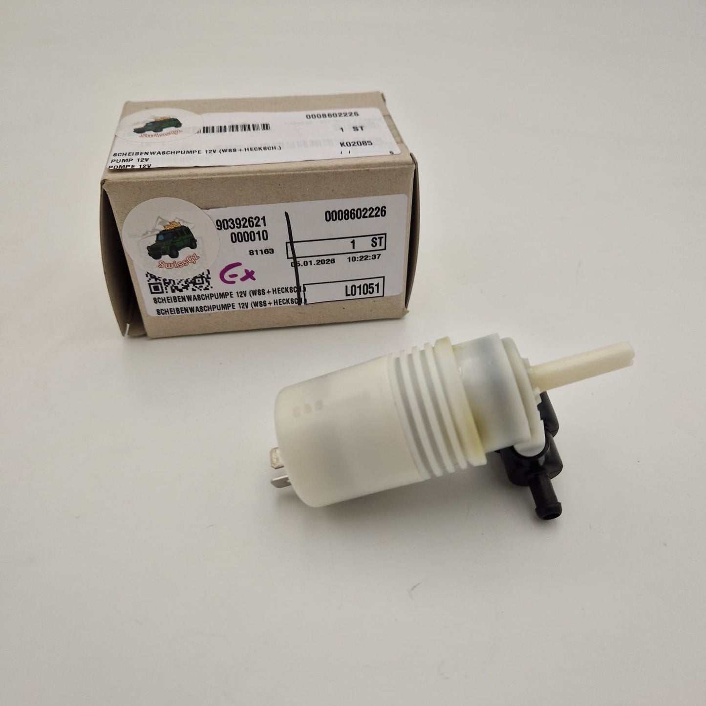 SCHEIBENWASCHPUMPE 12V Hinten + Vorne A0008602226