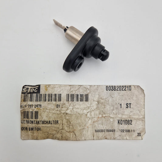 TUERKONTAKTSCHALTER A0038202210