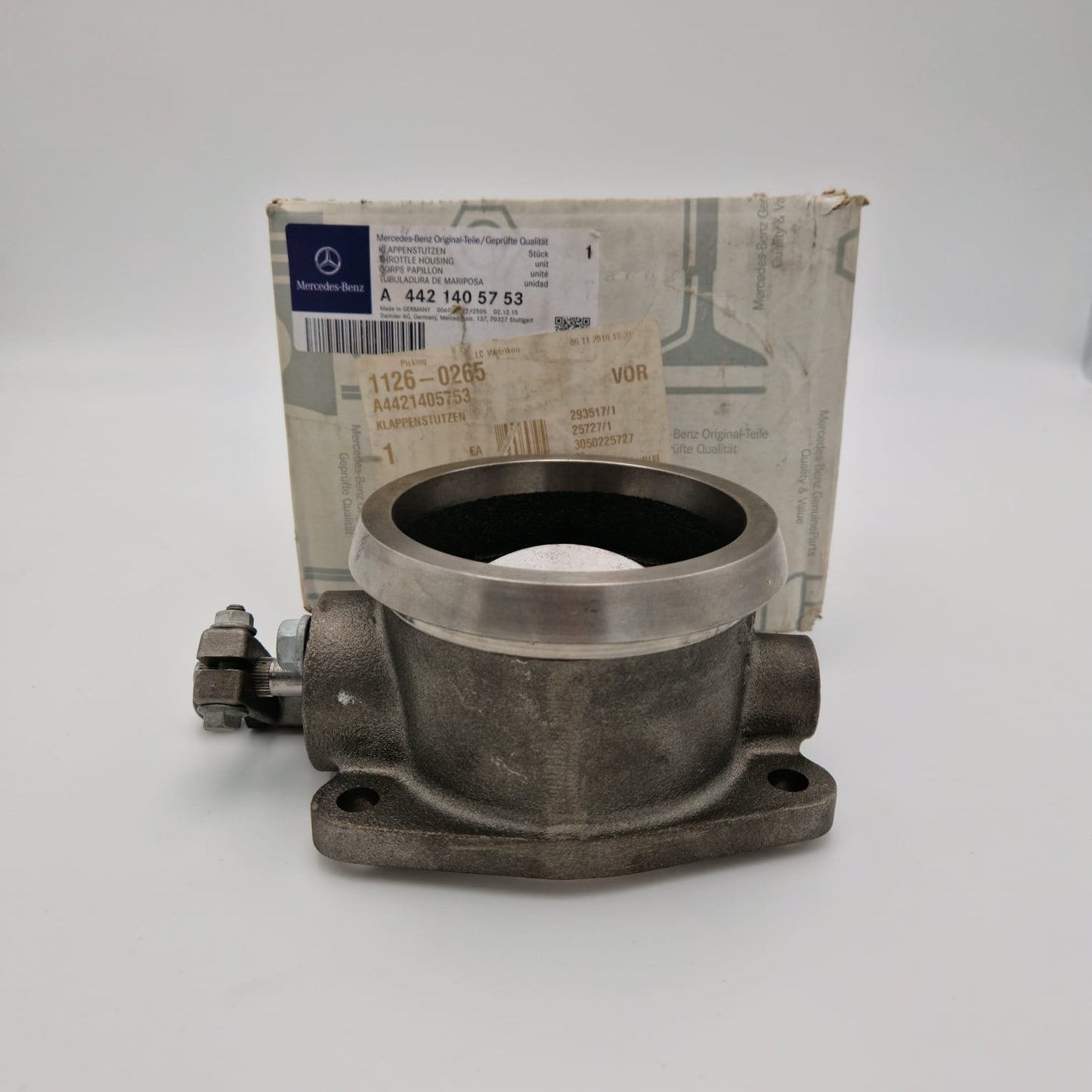 Klappenstutzen A4421405753