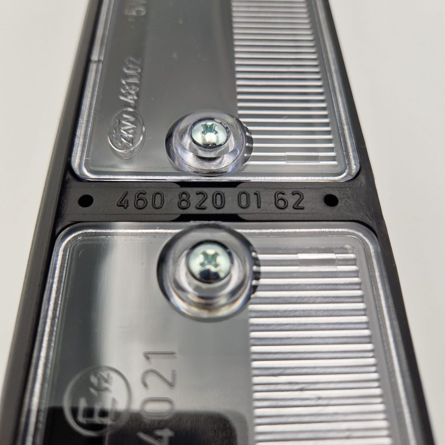 KENNZEICHENLEUCHTE, KOMPL A4608200162