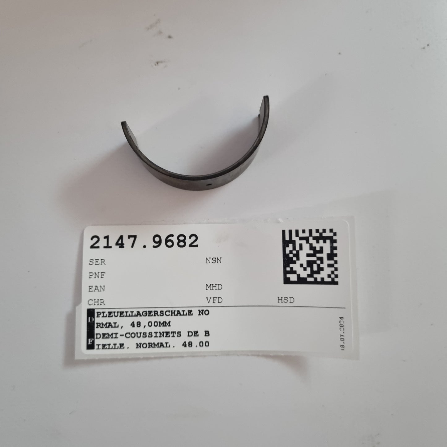 Connecting rod bearing shell normal / 48.00 mm A1020384210