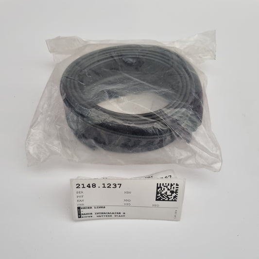 Piping left A4616980190
