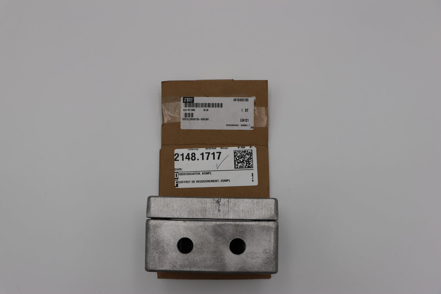 ABDECKKASTEN / KOMPL A4615400180