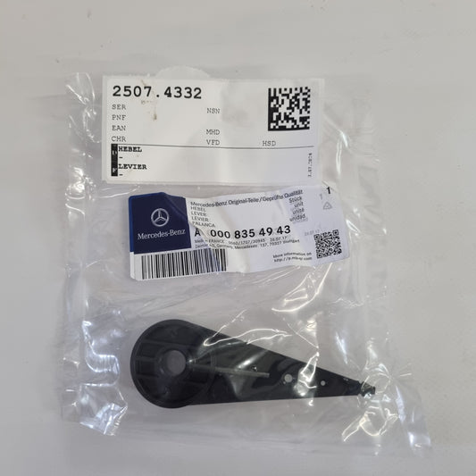 LEVER A0008354943