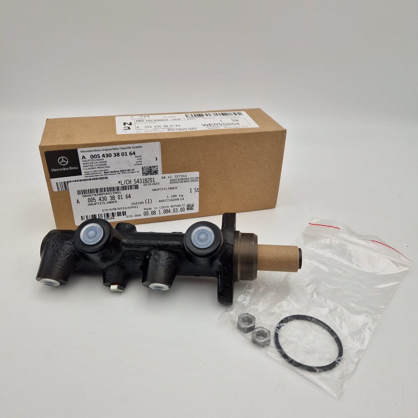 Hauptbremszylinder für G 270 A0054303801